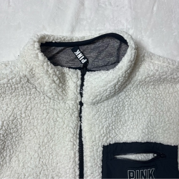 Victoria’s Secret Pink Reversible Sherpa jacket full zip Size M - Picture 5 of 6